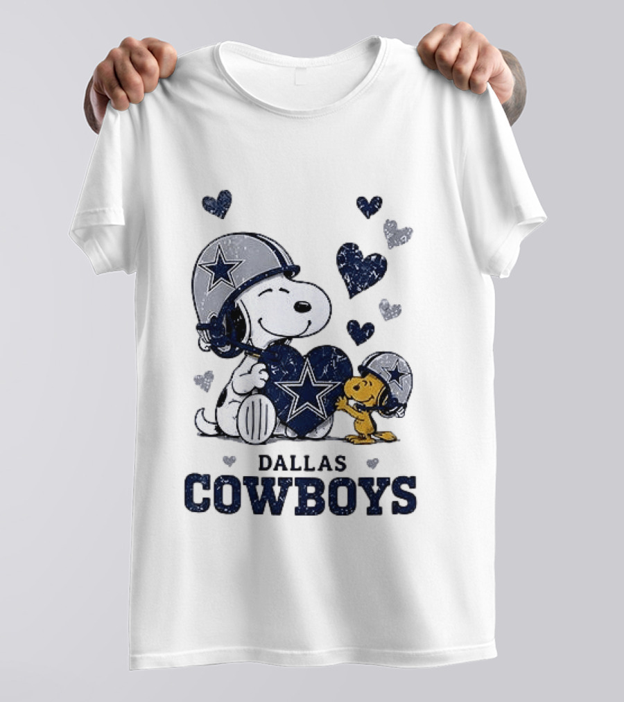 Dallas Cowboys Peanuts Snoopy Woodstock Love Hearts T-Shirt