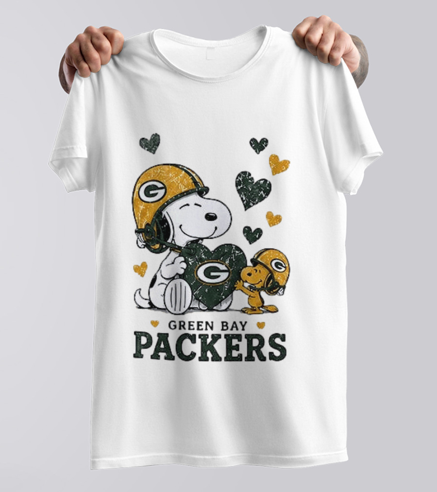 Green Bay Packers Snoopy Love Laughter Peanuts Hearts T-Shirt