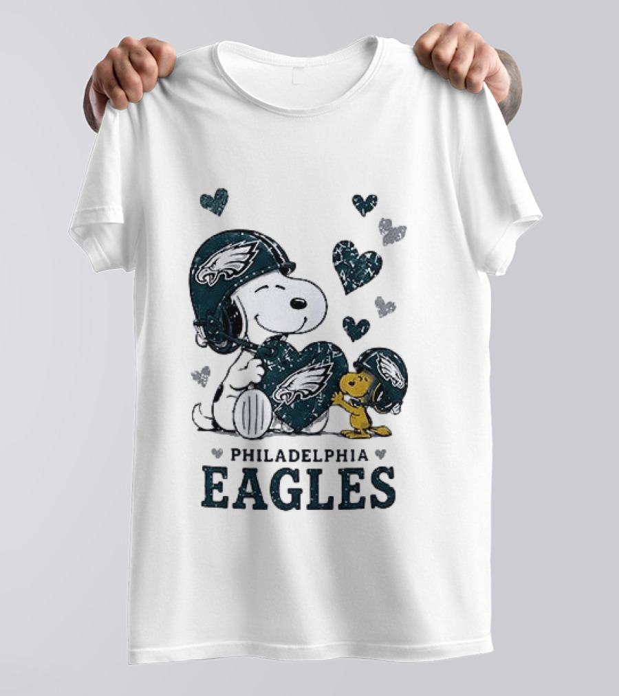 Philadelphia Eagles Snoopy Woodstock Love Hearts Collaboration T-Shirt