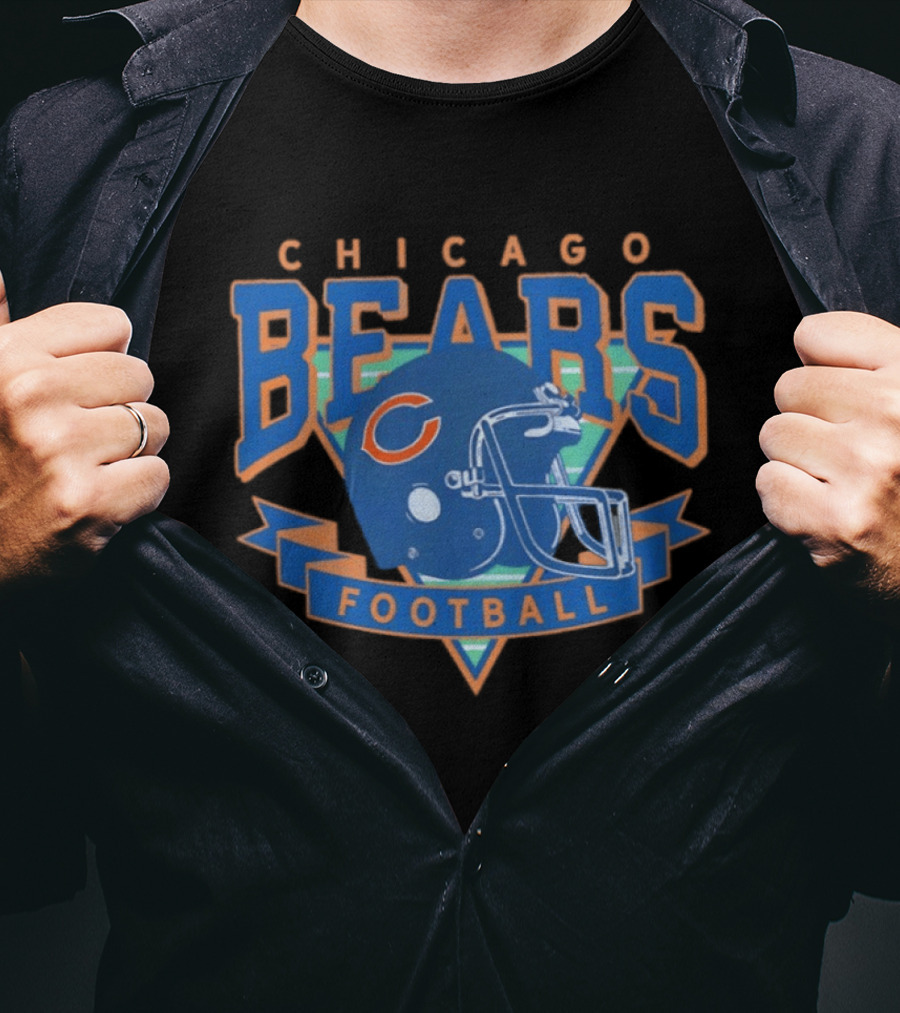 Chicago Bears Helmet Retro Football T-Shirt