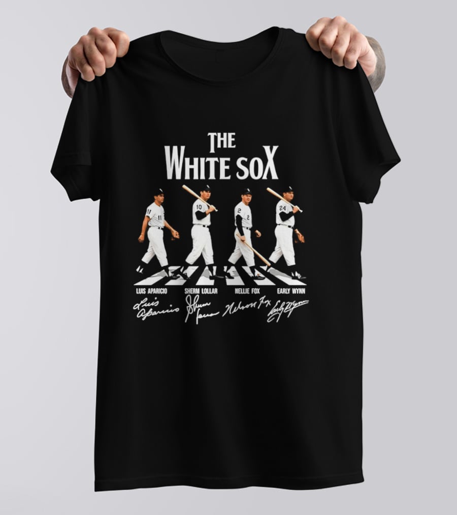 The White Sox Legends Walking Luis Aparicio Shoeless Joe Crede Thomas T-Shirt