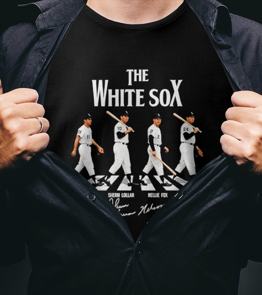 The White Sox Legends Walking Luis Aparicio Shoeless Joe Crede Thomas T-Shirt