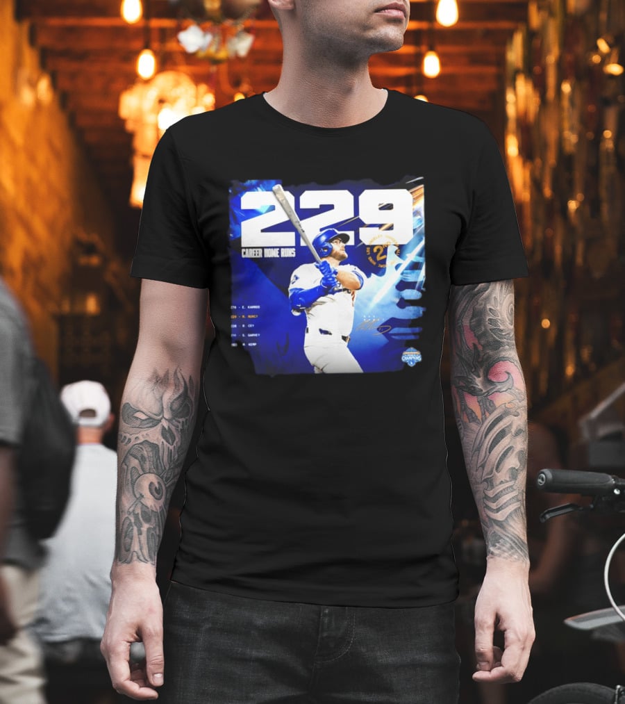 Max Muncy Los Angeles Dodgers 229 Career Home Runs Celebration MLB Champions T-Shirt
