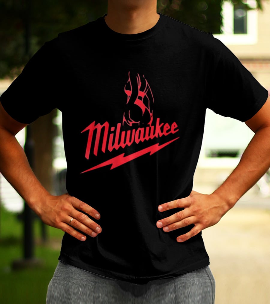 Milwaukee Sexy Girl Red T-Shirt