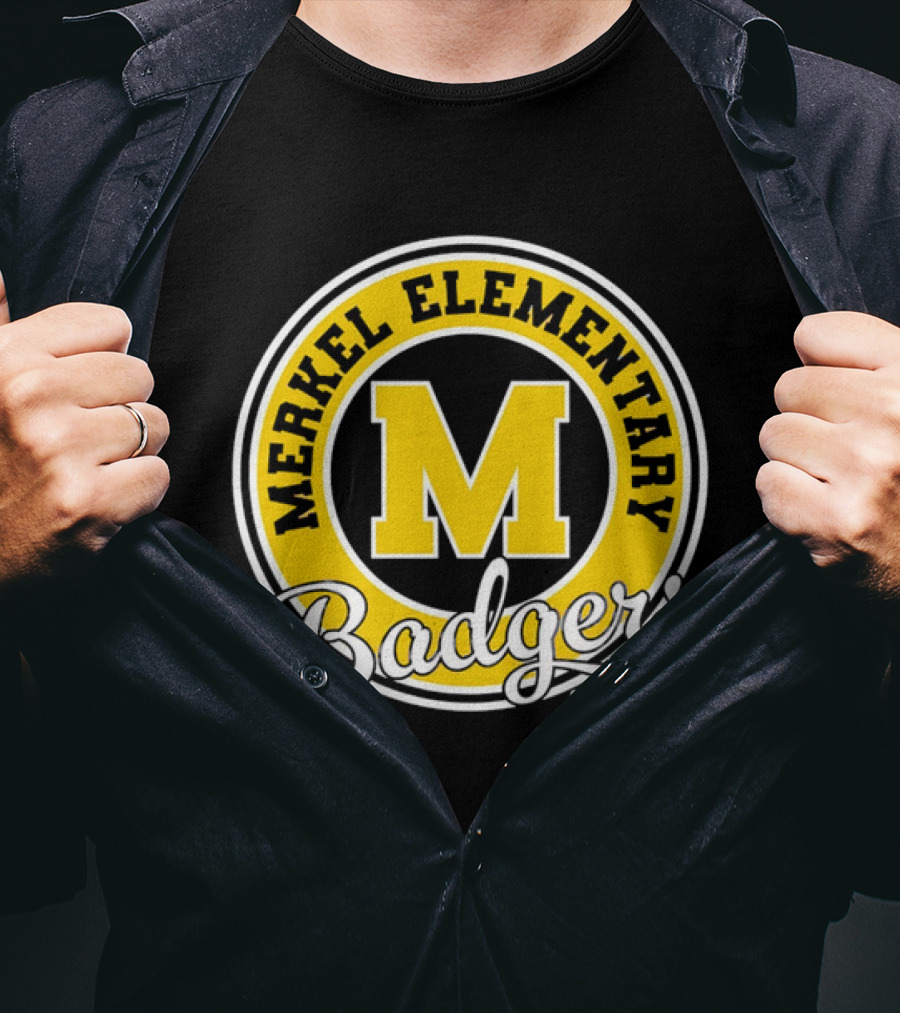 Merkel Elementary Badgers Class Of 2026 M Circle T-Shirt