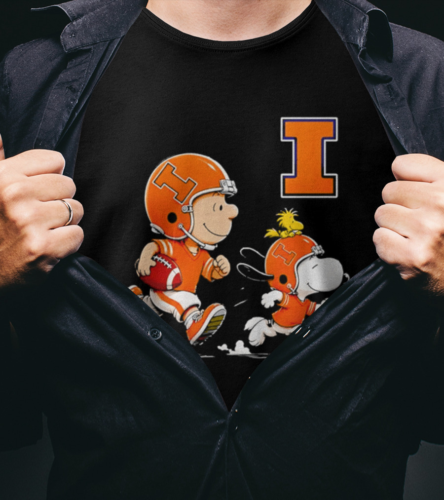 Charlie Brown Snoopy Football Running Letter I Peanuts T-Shirt