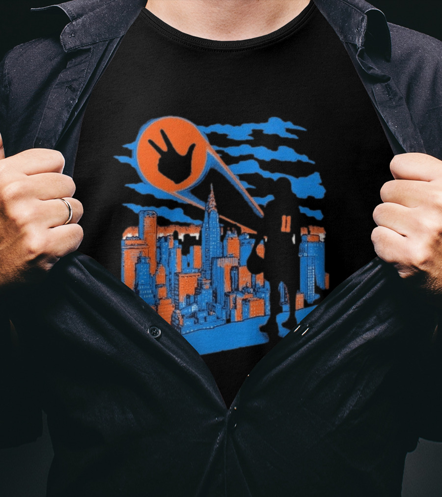 New York Knicks Jalen Brunson NYC Skyline Hero Hand T-Shirt