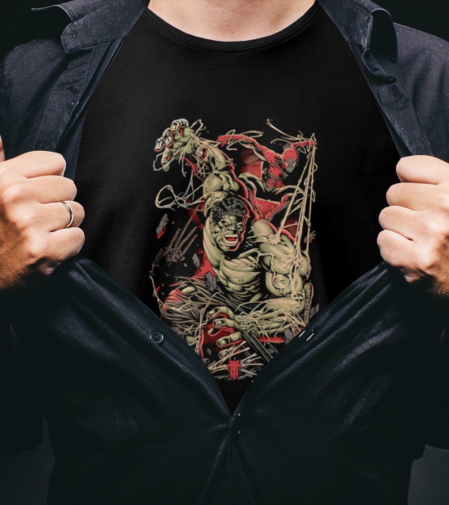 Marvel Hulk Spider Man Dynamic Action Scene T-Shirt