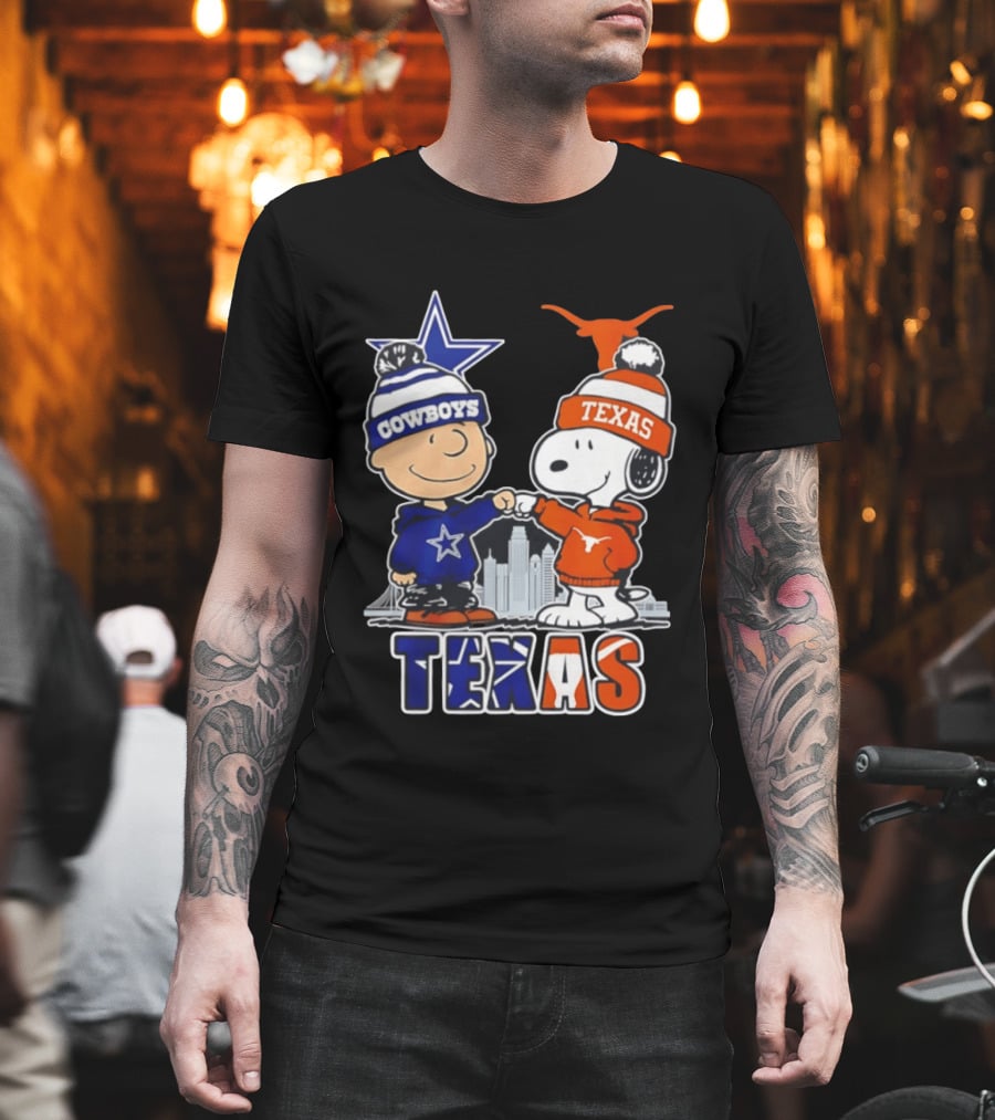 Dallas Cowboys Texas Longhorns Peanuts Characters Stadium Scene T-Shirt