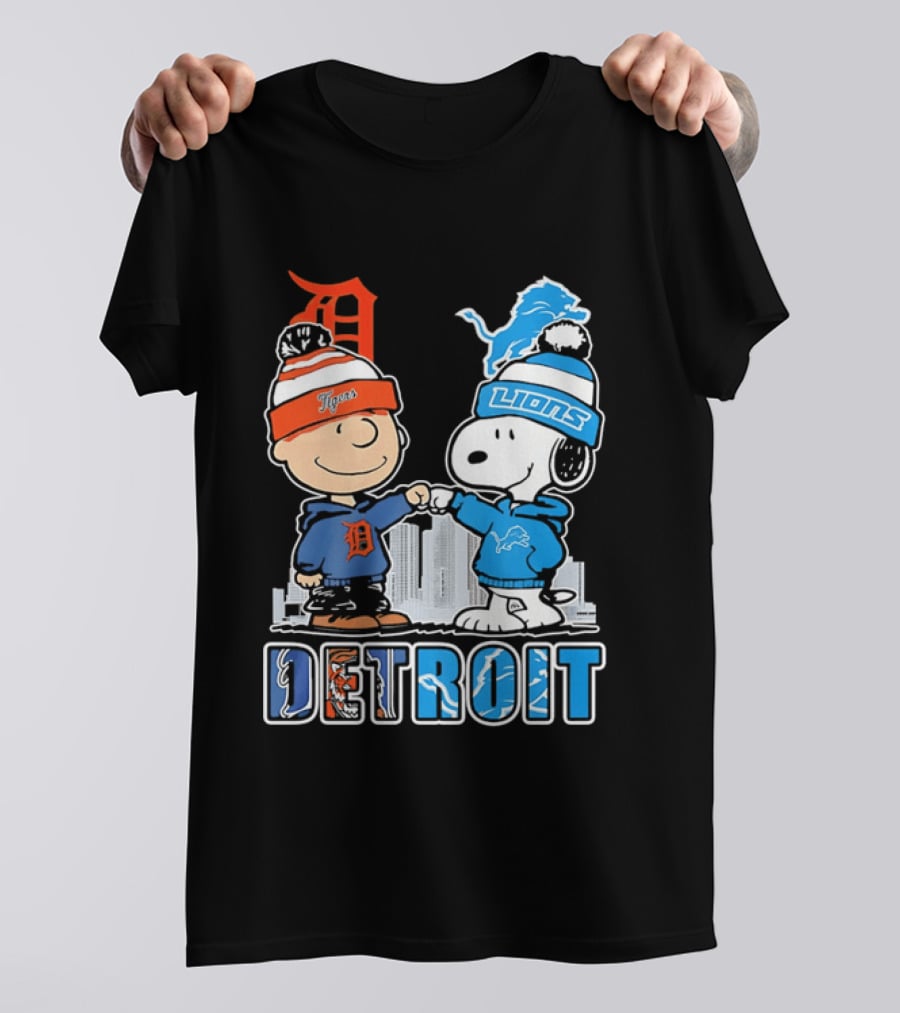 Charlie Brown Snoopy Detroit Tigers Lions Fist Bump Peanuts T-Shirt