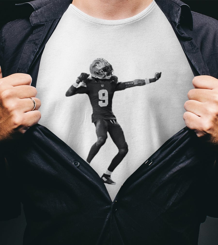Detroit Lions Number 9 Celebratory Pose Football Athlete Cutout T-Shirt