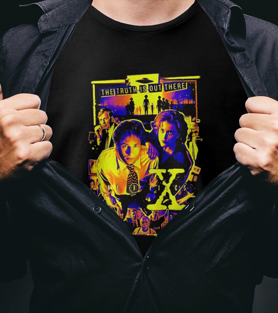 The Truth Is Out There The X Files Mulder Scully 90s TV Series T-Shirt