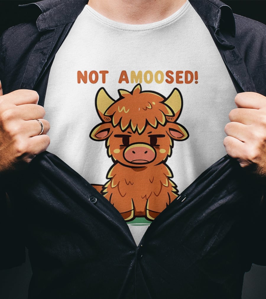 Not Amoosed Cute Grumpy Highland Cow Pun T-Shirt