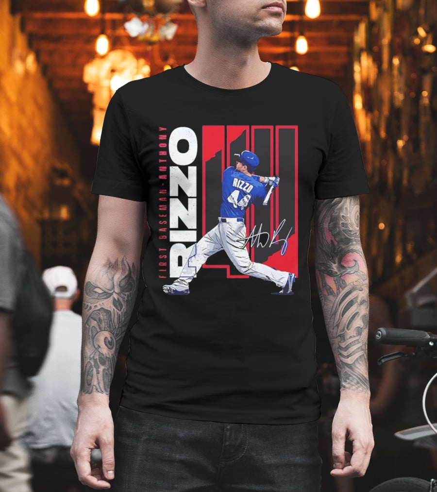 First Baseman Anthony Rizzo Swinging Action 44 Distressed T-Shirt