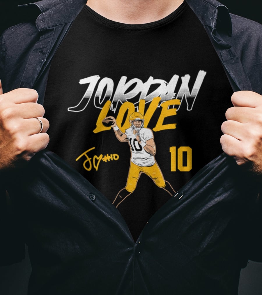 Jordan Love 10 Quarterback Action Pass Signature T-Shirt