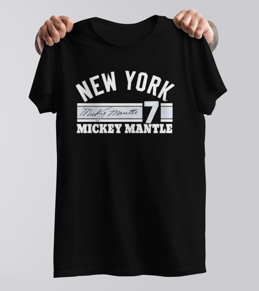 New York Mickey Mantle Distressed Number 7 Retro Sports T-Shirt