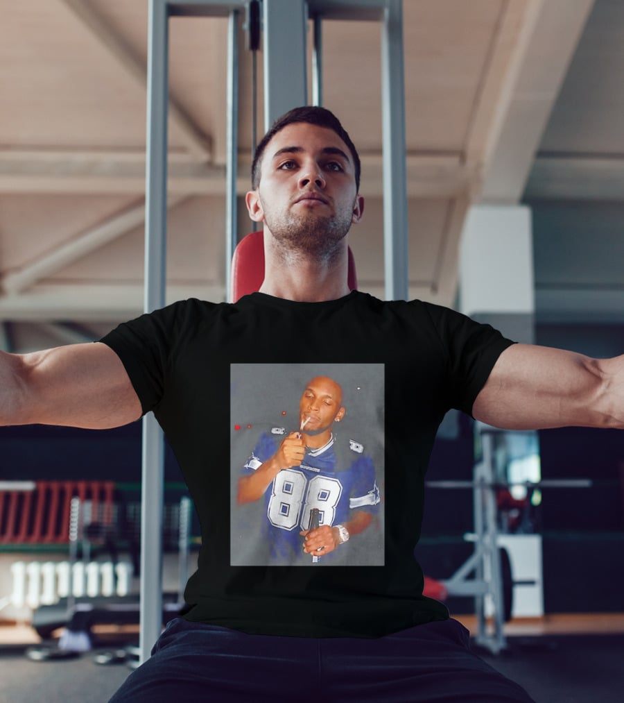 CeeDee Lamb Dallas Cowboys 88 Jersey Holding Beer Smoking T-Shirt