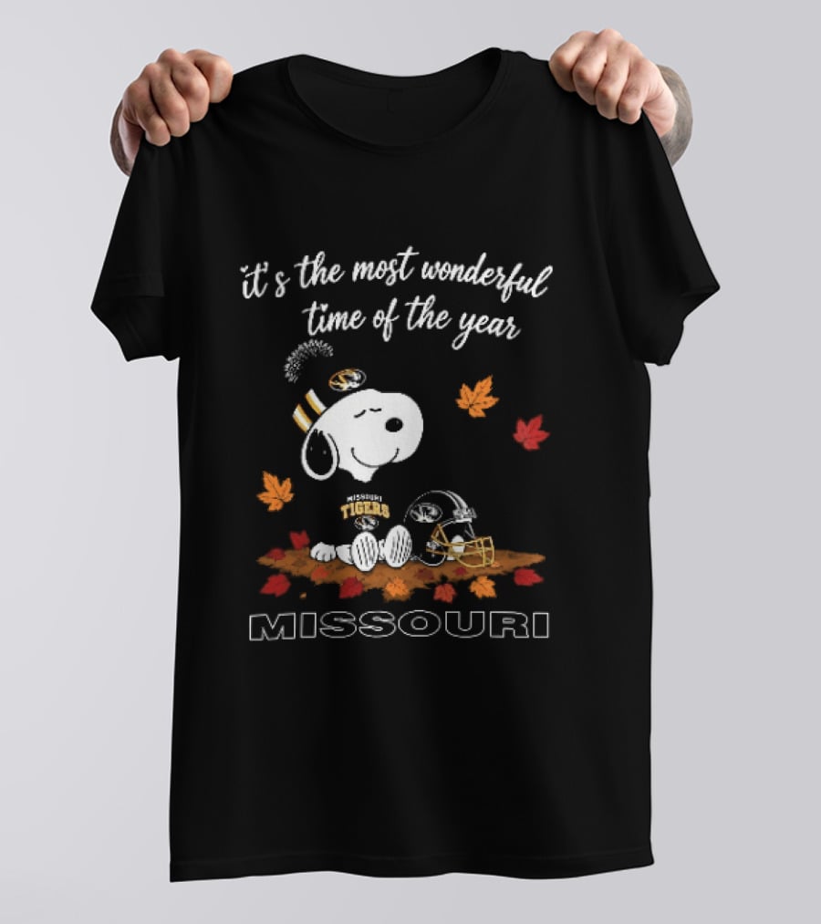 Missouri Snoopy Tigers Most Wonderful Time Of The Year NCAA Football Fall Leaves T-Shirt