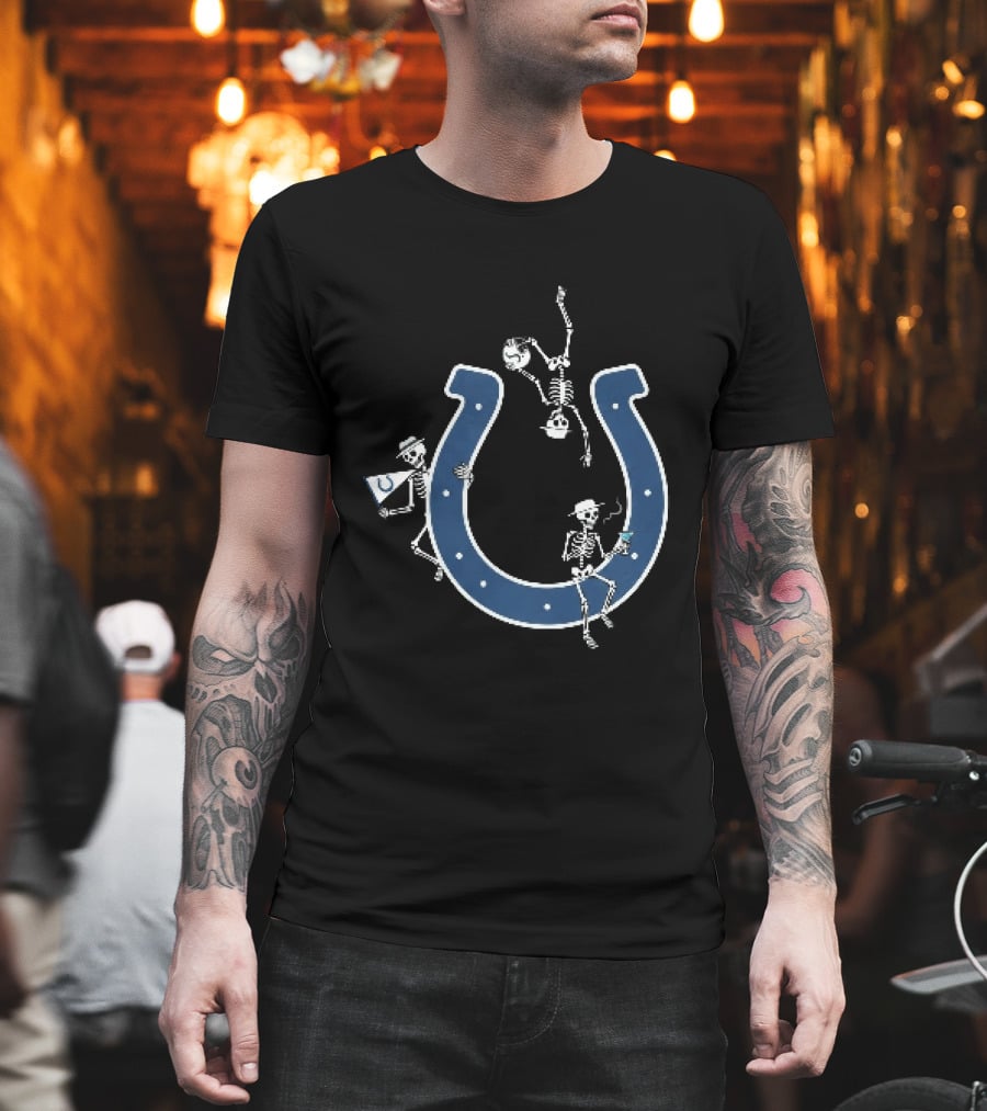 Indianapolis Colts Skeletons Celebrating With Hats And Drink By Horseshoe T-Shirt