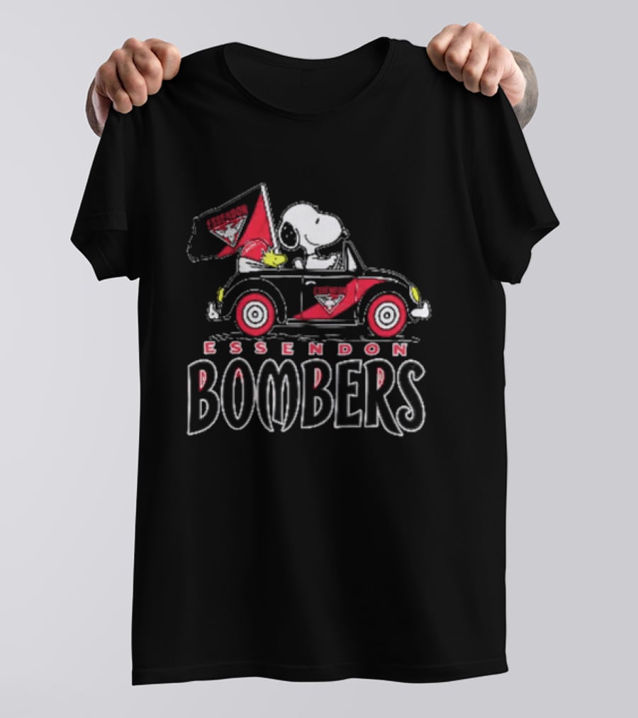 Essendon Bombers Snoopy Woodstock Driving Classic Car With Flag T-Shirt