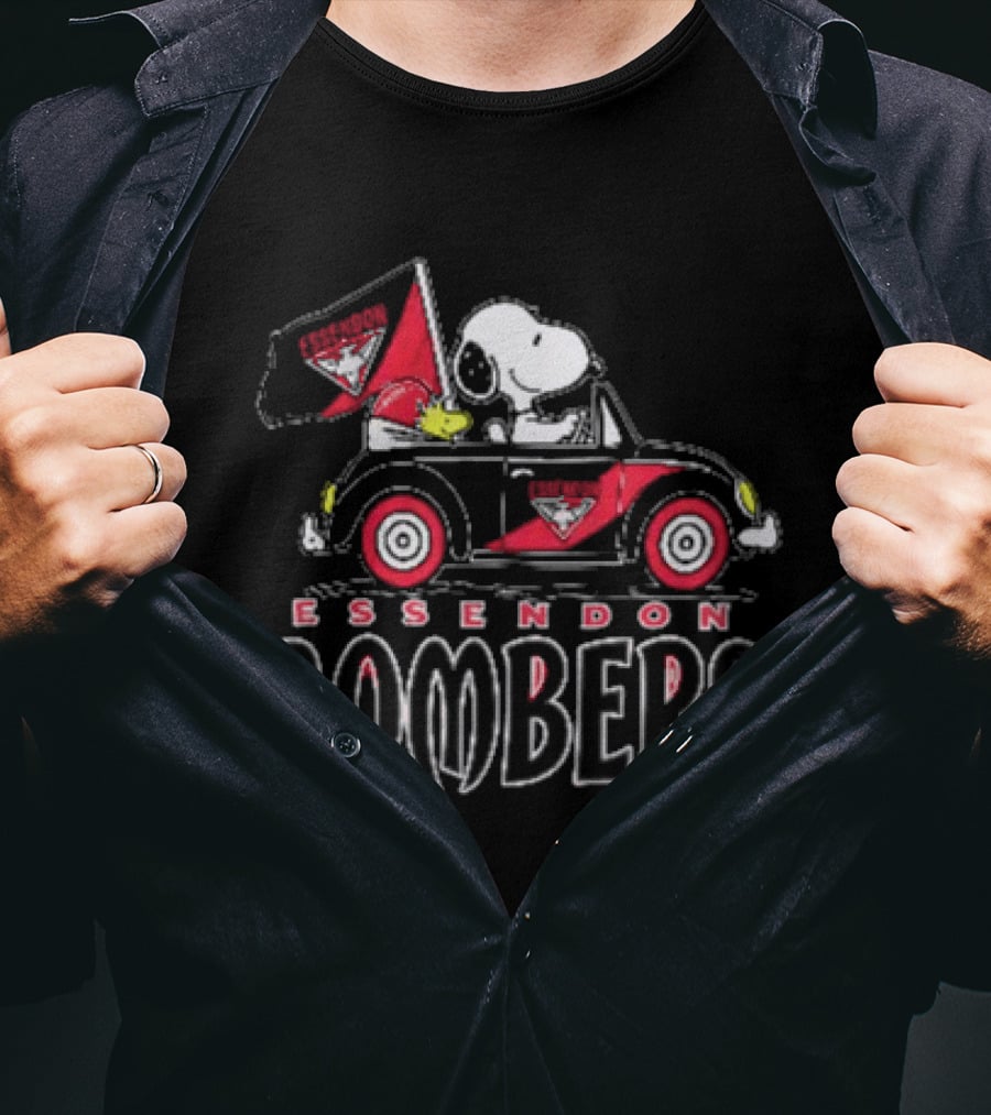 Essendon Bombers Snoopy Woodstock Driving Classic Car With Flag T-Shirt