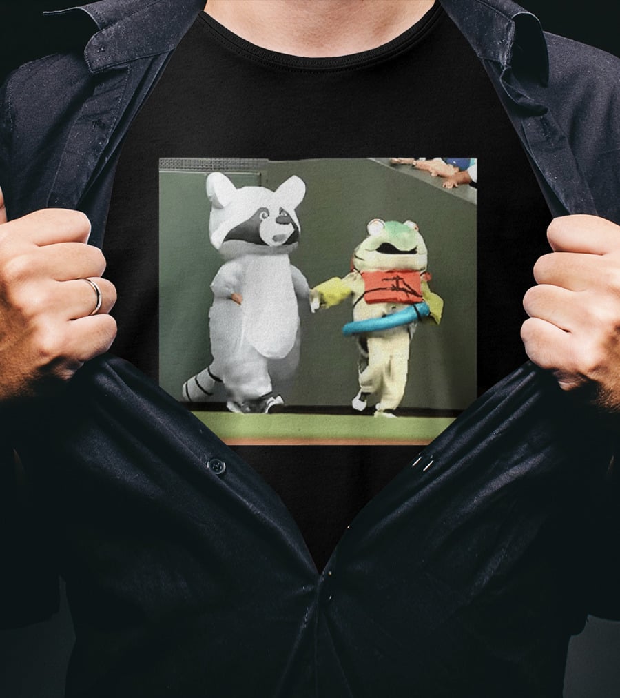 Seattle Mariners Mascots Jimothy Vs Humpy Salmon Running Event T-Shirt