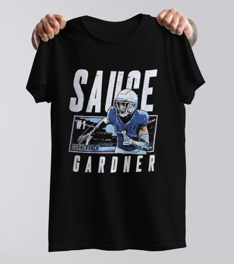 Sauce Gardner Cornerback Football Player Pose Distressed Frame T-Shirt
