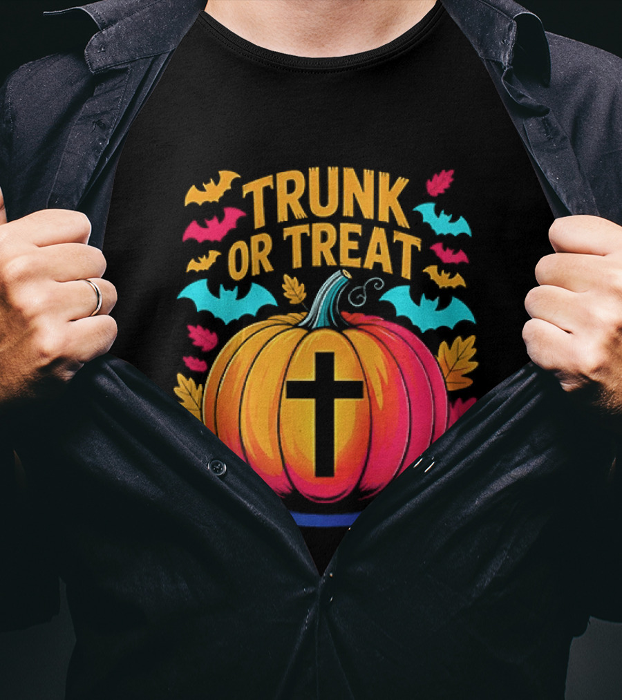 Trunk Or Treat Christian Pumpkin Cross Halloween T-Shirt