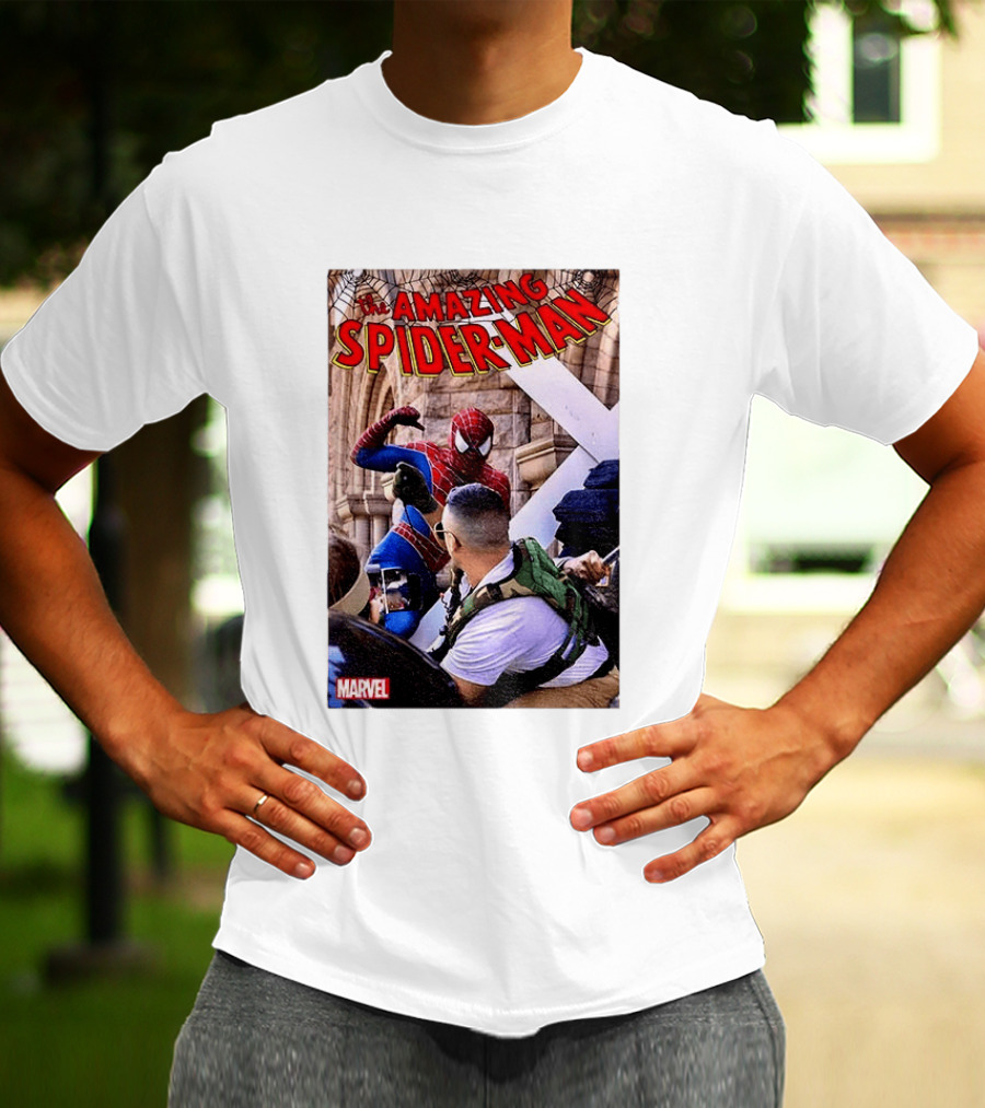 The Amazing Spider Man Marvel Comic Scene T-Shirt