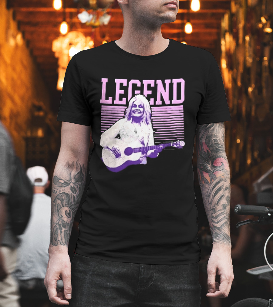 Legendary Female Country Singer Acoustic Guitar Pink Halftone Stripes T-Shirt