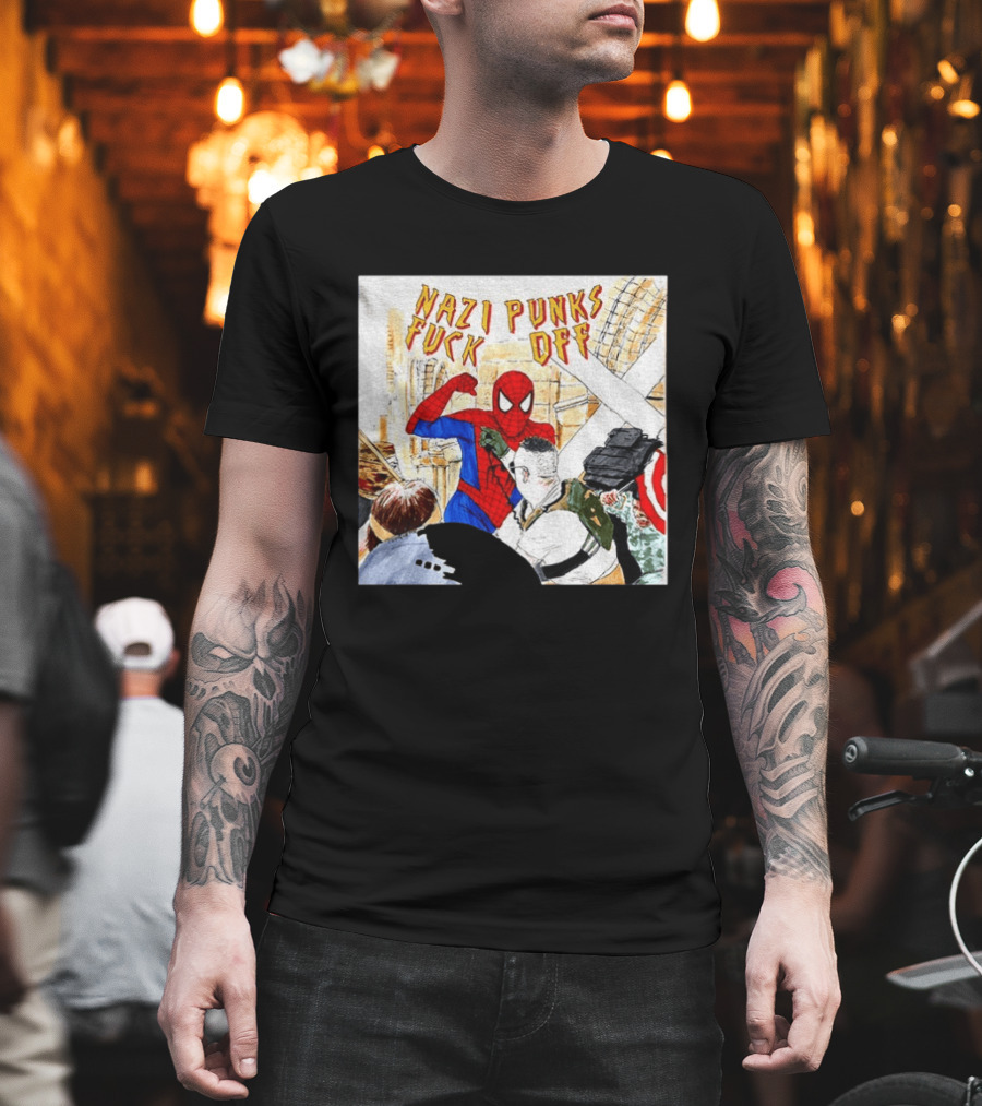 Nazi Punks Fuck Off Spiderman Characters Beating Minneapolis Police Pointing Meme T-Shirt