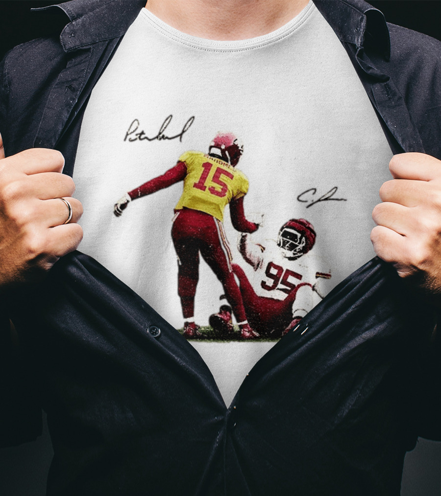 Kansas City Chiefs Mahomes 15 Jones 95 Football Player Signatures T-Shirt