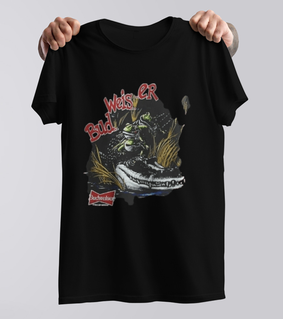 Budweiser Bud Weis Er Frogs On Alligator Swamp Grass King Of Beers T-Shirt
