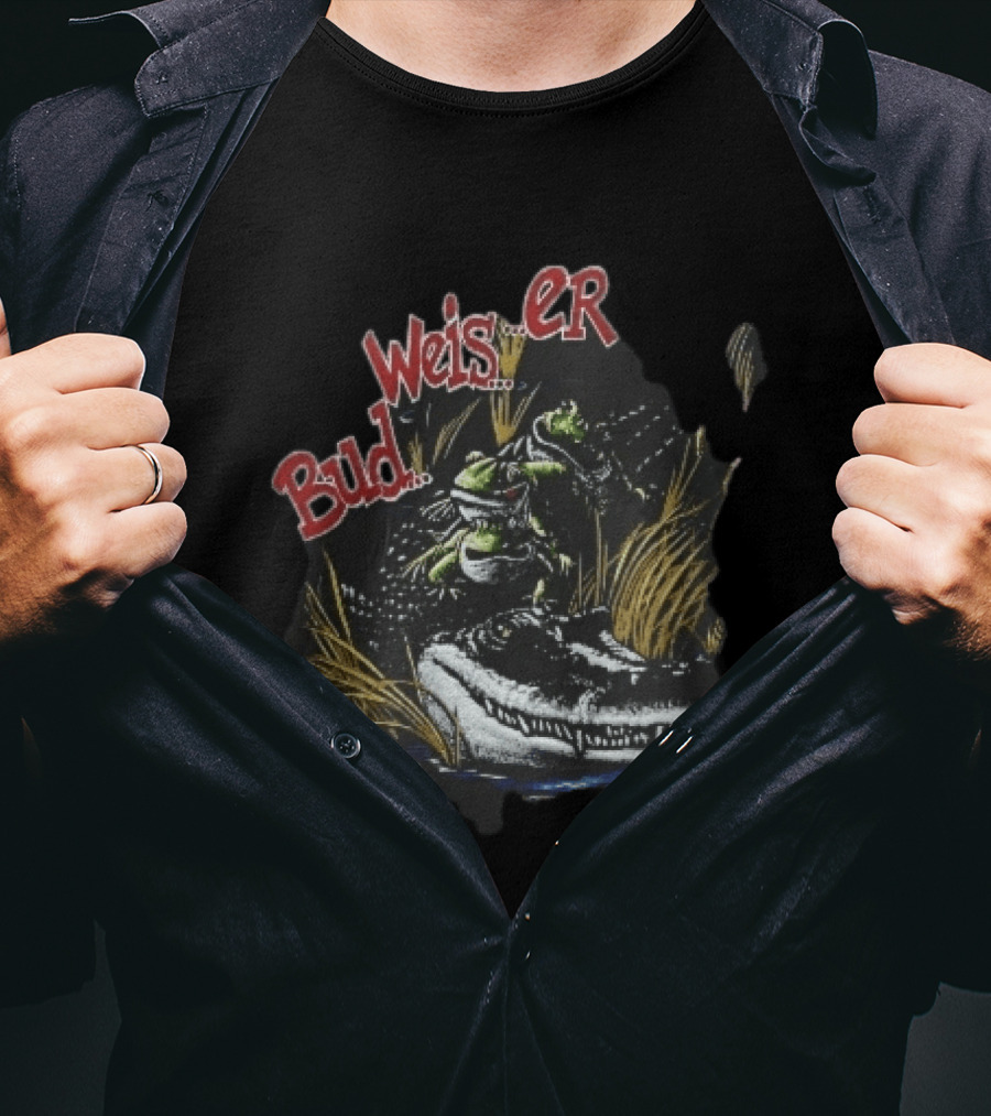 Budweiser Bud Weis Er Frogs On Alligator Swamp Grass King Of Beers T-Shirt