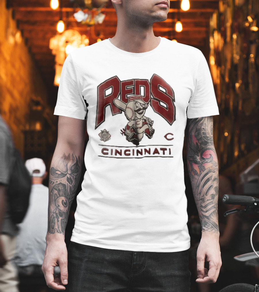Cincinnati Reds Cartoon Running Bat Mascot Vintage MLB Fan Gear T-Shirt
