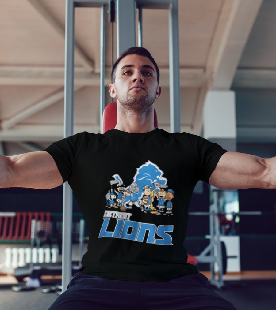 Detroit Lions Charlie Brown Lucy Van Pelt Snoopy Cartoon Football Team T-Shirt