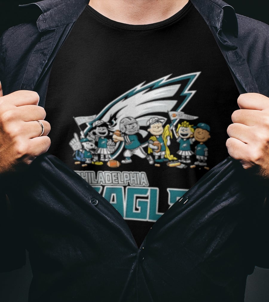 Philadelphia Eagles Charlie Brown Snoopy Cheerleaders Team T-Shirt
