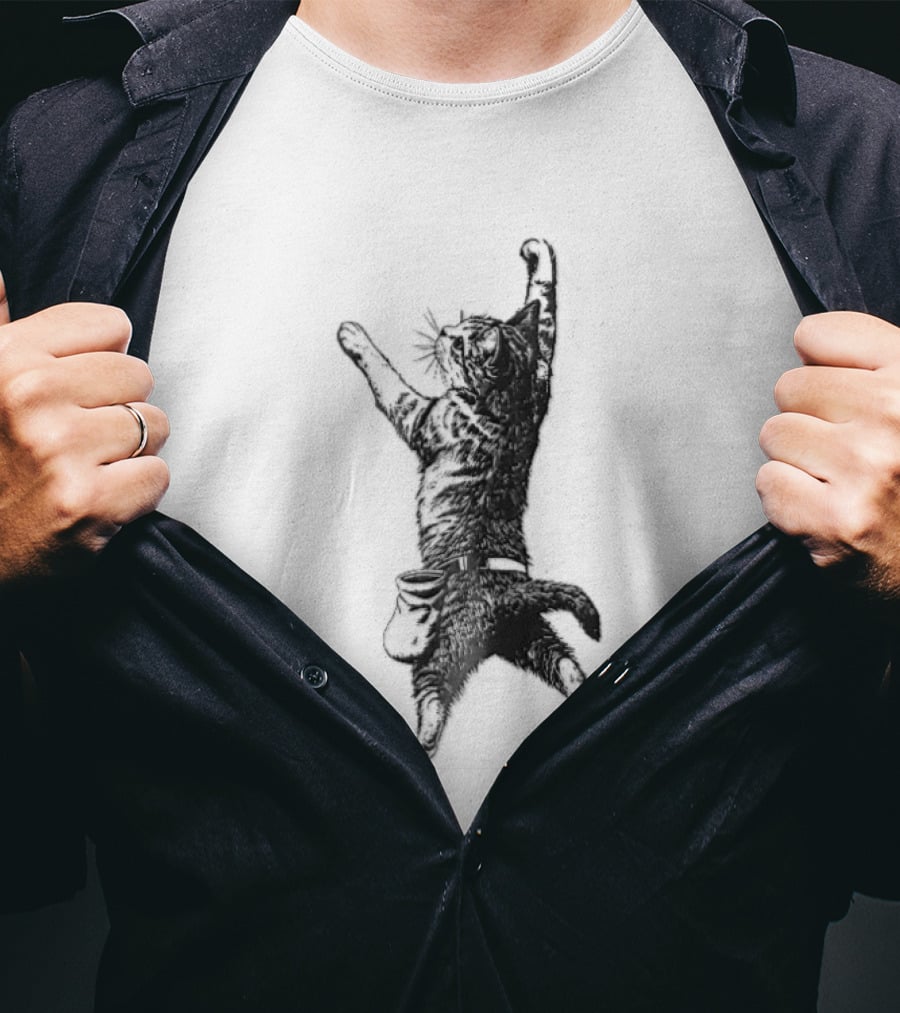Cat Climbing Adventure With Chalk Bag T-Shirt