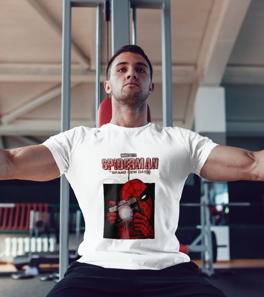 Marvel Studios Spiderman The Brand New Day Masked Hero Camera Flash T-Shirt