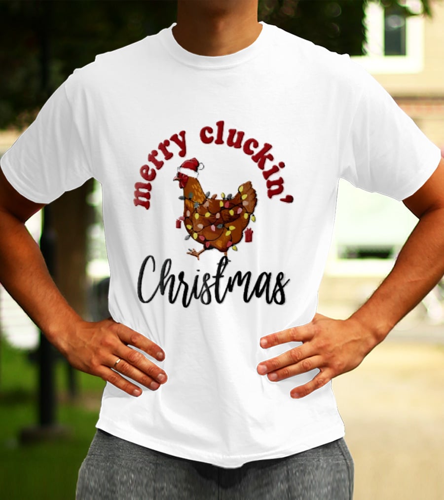 Merry Cluckin Christmas Chicken Santa Hat Colorful String Lights T-Shirt