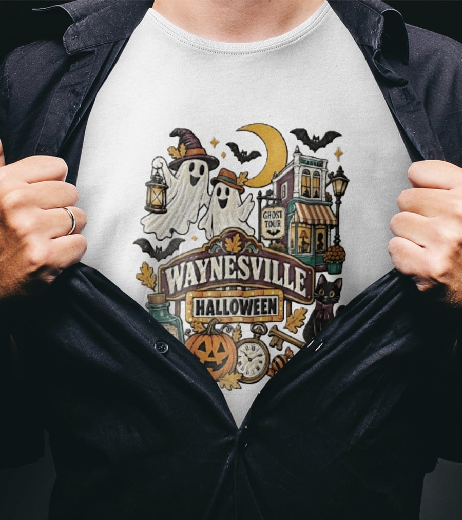 Waynesville Halloween Ghost Tour Ohio Cartoon Pumpkin Black Cat Crescent Moon Ghost Tonic Key T-Shirt
