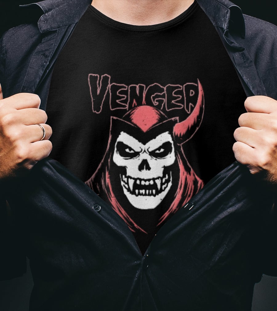 Venger Distressed Red Hooded Skull Face One Horned Demon T-Shirt
