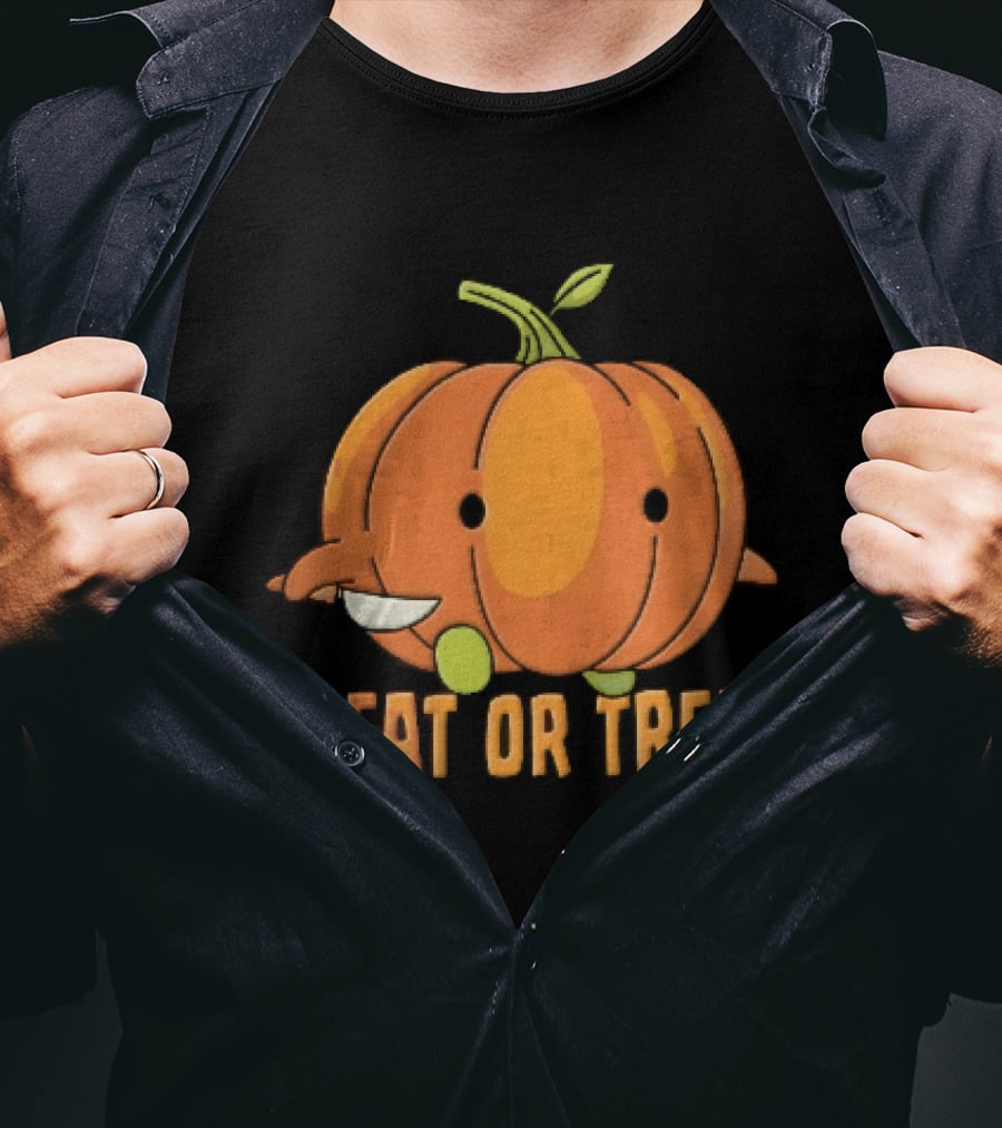 Treat Or Cartoon Pumpkin Holding Small Knife T-Shirt