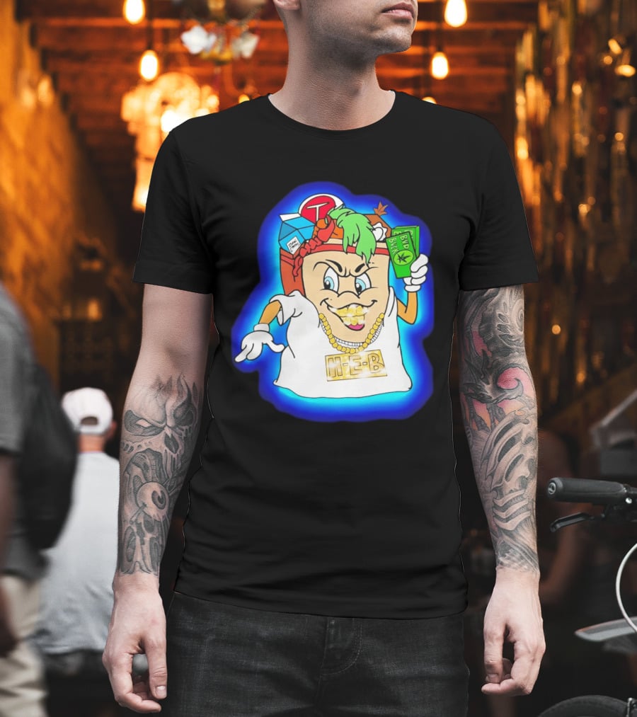 H E Buddy Bud Bucks Character Holding Bud Buck Bills And Wearing Gold Chain With Bling H E B T-Shirt