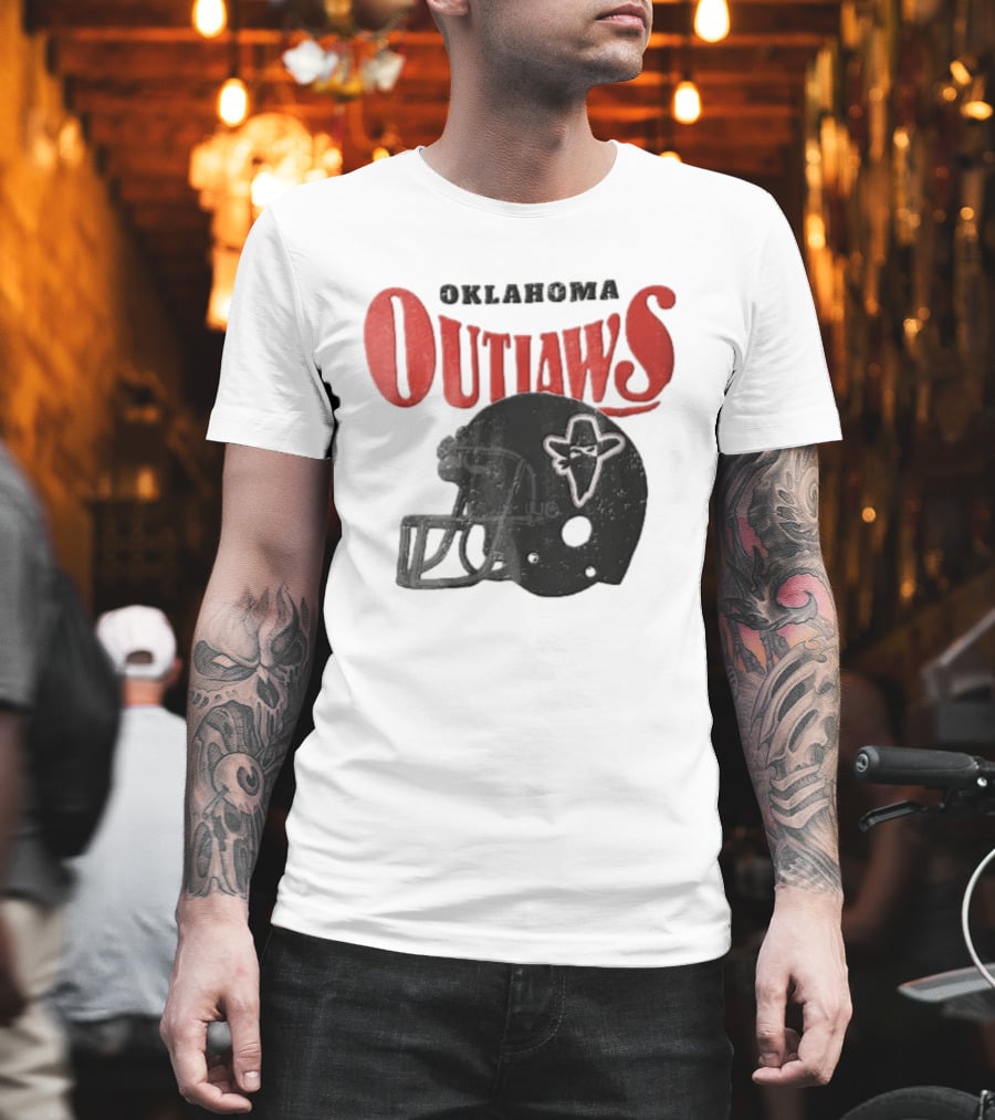 Oklahoma Outlaws Distressed Black Helmet Masked Bandit 2025 T-Shirt