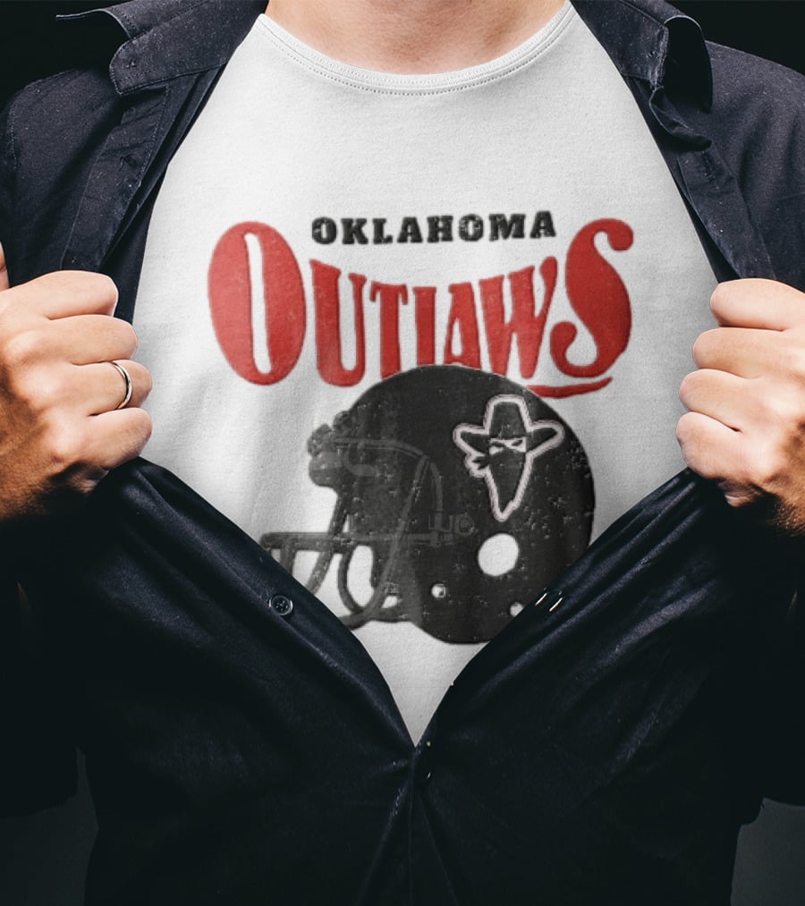 Oklahoma Outlaws Distressed Black Helmet Masked Bandit 2025 T-Shirt