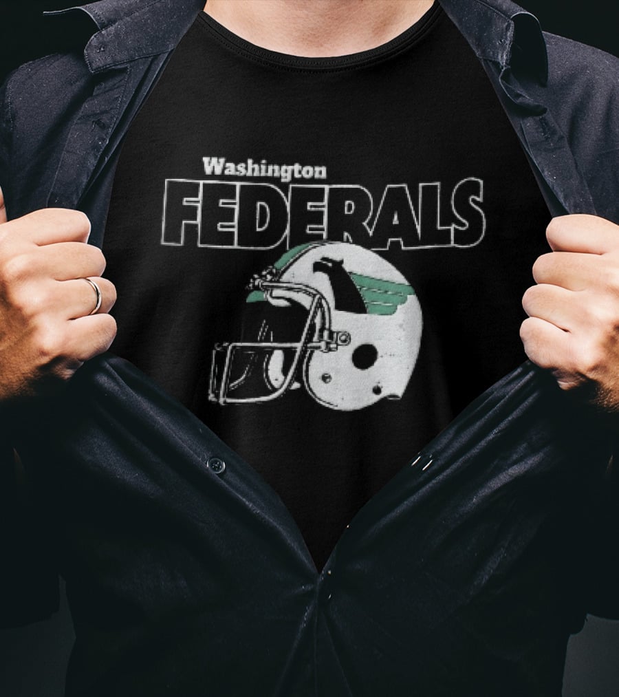 Washington Federals Distressed Football Helmet Green Eagle T-Shirt