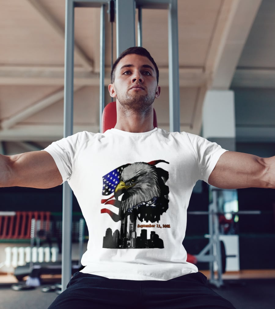 September 11 2001 Twin Towers New York Skyline Crying Bald Eagle American Flag T-Shirt