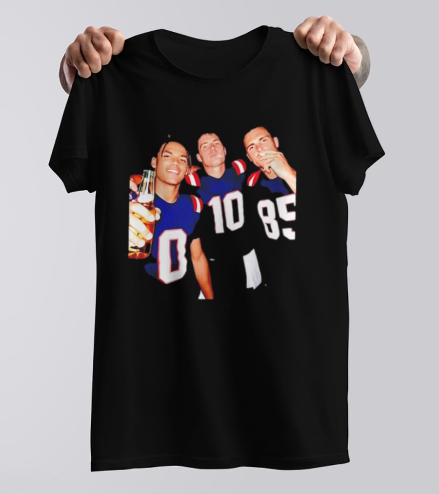 New England Patriots Christian Gonzalez Drake Maye Hunter Henry Cheering With Beer T-Shirt