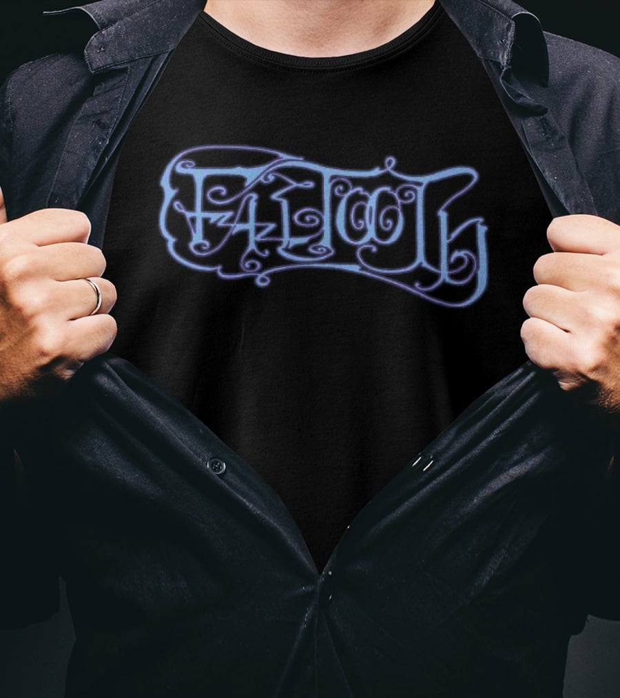 Just Store Faetooth Cropped Purple Calligraphic T-Shirt